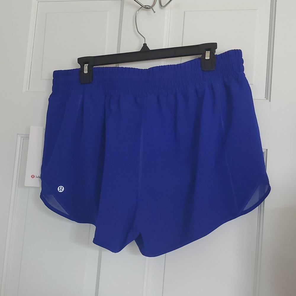 NWT Lululemon Hotty Hot HR 2.5 Riverside Women's Sz 14 Shorts - Picture 3 of 3